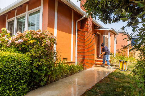 Best Deck Pressure Washing  in Kerman, CA